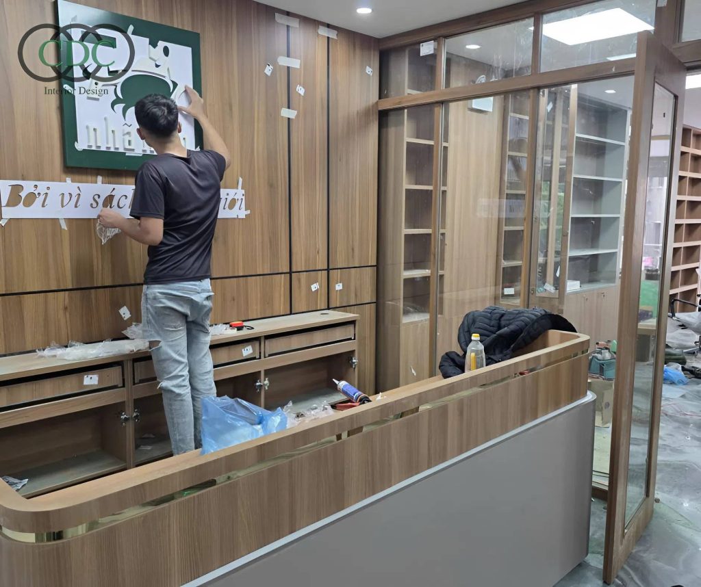 thi-cong-quay-le-tan