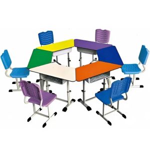 Bàn ghế gỗ trường mầm non